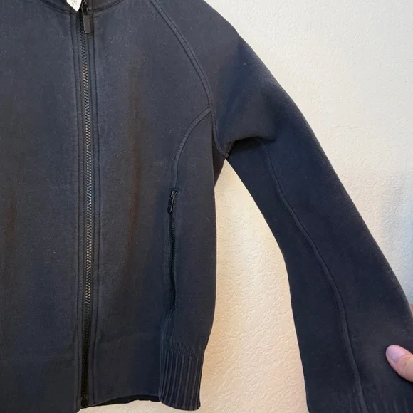 Lululemon Zip-Up Jacket Fitted Black size 8 Medium - Picture 6 of 11